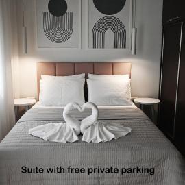 Mouson Luxury Suite With Free Private Parking