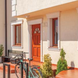 Stunning Home In Mielno With Wifi, hotel in Mielno