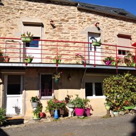Ma maison est la vôtre