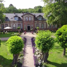 Ferienwohnungen im Gutshaus Groß Upahl, hotel u gradu Groß Upahl