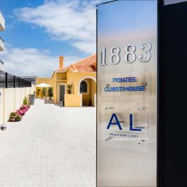 Pontes Guest House، فندق في Arcozelo
