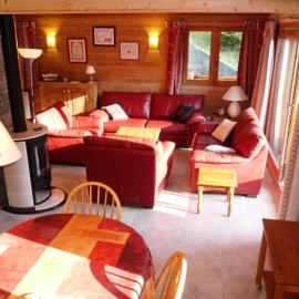 Résidence Le Cristal - Appartement 4 pièces de charme en duplex pour 8 personnes situé dans Méribel centre proche des commerces MAE-2007