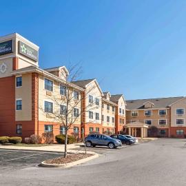 Extended Stay America Suites - Chicago - Woodfield Mall, viešbutis mieste Šombergas