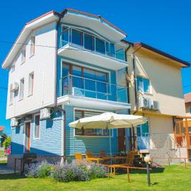 Summer Blue - Holiday House, hotel a Shabla