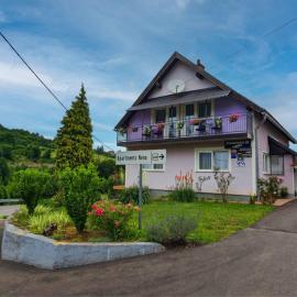Apartments Nena, ξενοδοχείο σε Smoljanac