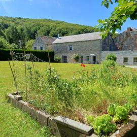 La Colline aux Fées, hotel v destinaci Yvoir