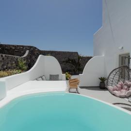 Griseo Villas, hotel in Karterados