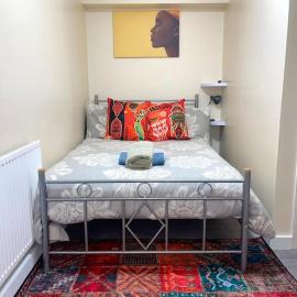 12 Penn Gardens Standard Room- 4