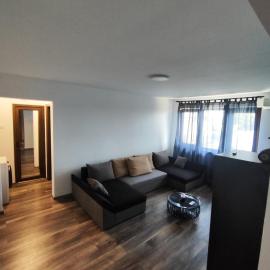 Apartament Luna، فندق في جوريلوفكا