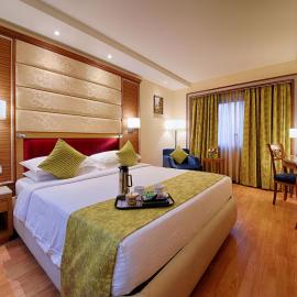 De Sovrani, hotel din kolkata