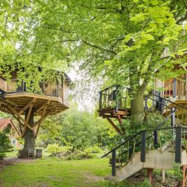 Baumhaus Solitär, hotel sa Borstel