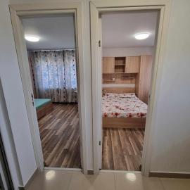 Apartament Madalina cu 2 dormitoare si vedere spre Dunare, hotelli kohteessa Corabia
