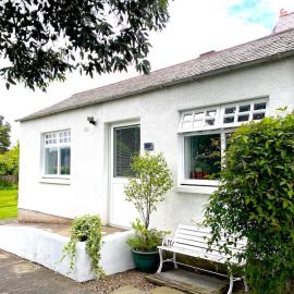 Glenburn, Peaceful Accommodation Fochabers, hotel v destinaci Fochabers