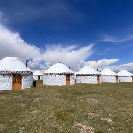 Yurt Camp "Sary-Bulun" at Song-Kul Lake, Naryn Сон-Куль, hotel in Song-Kul