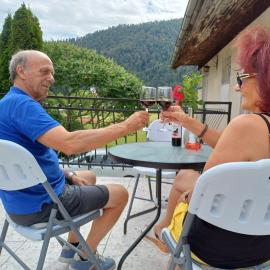 Apartma Ginga, Hotel in Osilnica