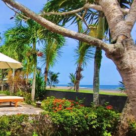 Melaya beach resort Twin bed, Hotel in Penginuman