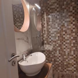 Blue Condo Otopeni, khách sạn ở Otopeni