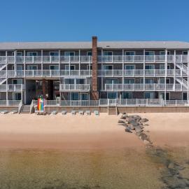 Surfside Hotel and Suites، فندق في بروفينستاون