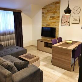 Milmari P87 Apartman、Cajetinaのホテル