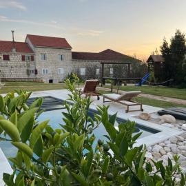 Villa Zadro, hotel sa Čilipi