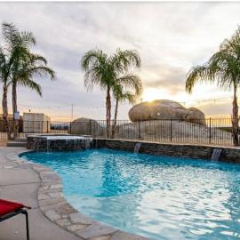 Luxurious Mansion in Wine Country, hotel a Temecula
