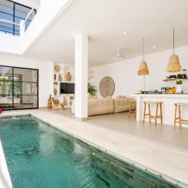 Villa Valentina - Luxury 2BR with Pool and Rooftop in Quiet Area of Canggu