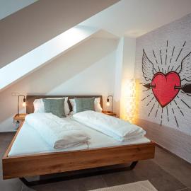 Ferienwohnung Moselherz - Urlaub im Wein- und Ferienort Bekond, hotel a Bekond