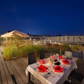 EA Hotel Tereziánský dvůr, hotell i Hradec Králové