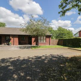 Jubilee Bungalow Pet Friendly Sleeps 3