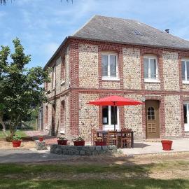 Gîte de la ferme d'Hougerville, hotell i Colleville