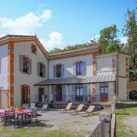 Lovely Home In Privas With Sauna, Hotel in Privas