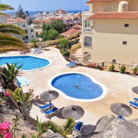 Relax Sunny Golf Apartment