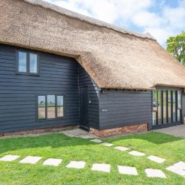 Granary Cottage, Valley Farm, Snape, hotel in Saxmundham