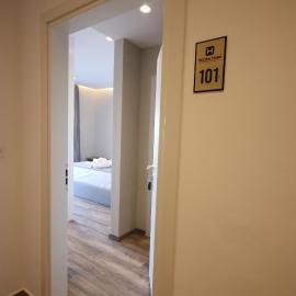 W Cika Hotel, hotel in Borsh