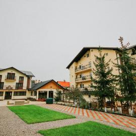 Complex Turistic Constantin Bucovina, hotel en Câmpulung Moldovenesc