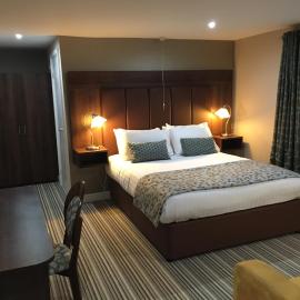 Twin Oaks Hotel, khách sạn ở Chesterfield
