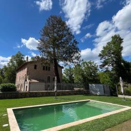 Casa Fàbregas - Benestar Natural, hotel sa Viladrau