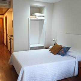 Hotel Suite Camarena, hotel Teruelben