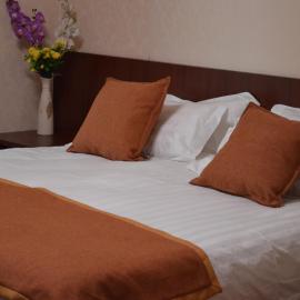 Hotel 198