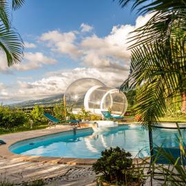La Villa Papyrus, Piscine et Vue Mer, hotel a Bernica-les Bas