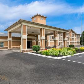 Quality Inn Dry Ridge、ドライ・リッジのホテル