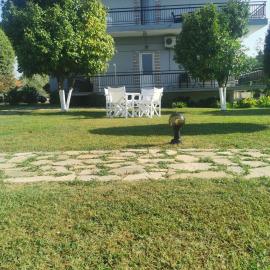 Villa Adamidis, hotel v destinácii Paralía Skotínis