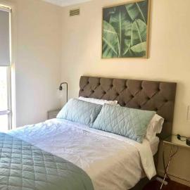 D118 Cawood Family Stay, hotel v mestu Sunshine