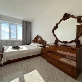 Новостройка 12 этаж, Горького 8, hotel in Petropavlovsk