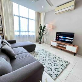 Kinrara Puchong Bukit Jalil Sunway 3 bedroom condo comes with 2 parking