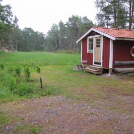 Dunderfriggan på Möja, hotell sihtkohas Möja