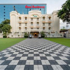 Treebo Premium Omni Residency, hotell i Indore