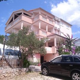 Marela Rooms, viešbutis mieste Drage