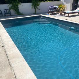 Villa piscine netflix