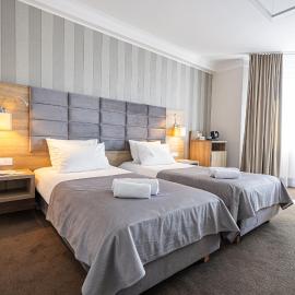 Hotel Kopczyński, hótel í Dobre Miasto